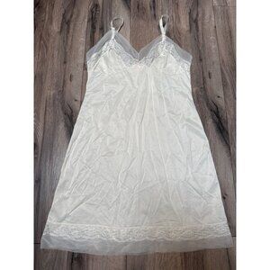 Vintage Lovers Model White Slip Dress Frosted Lace BabyDoll Croquette Boho Roman